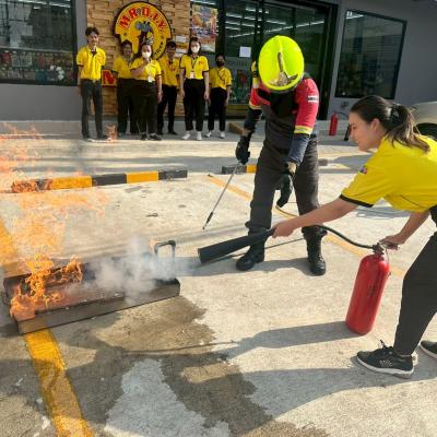 Line Album Rup Pha Phrakhin Leuxk Chi Xea Na Khrab Brisath O 250905 10